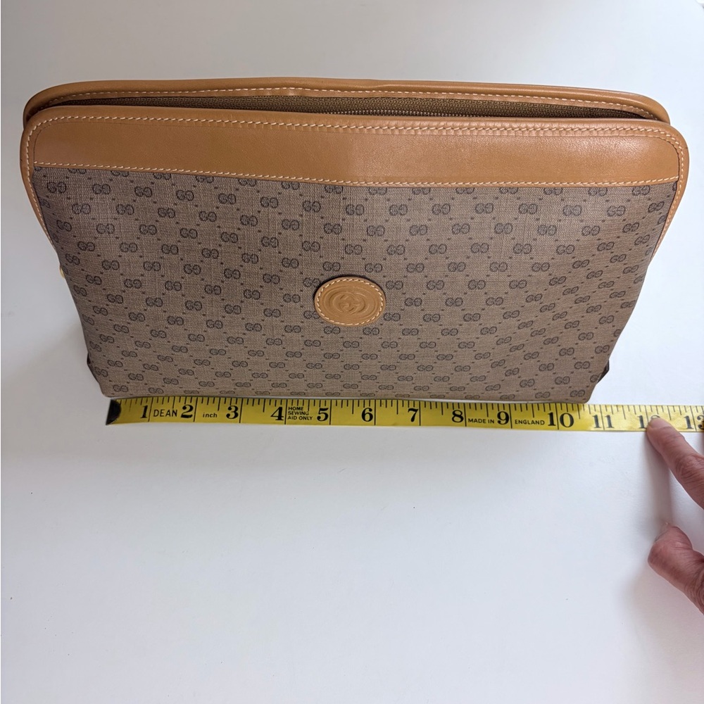 Gucci Micro GG Pouch/Clutch - Picture 14 of 15